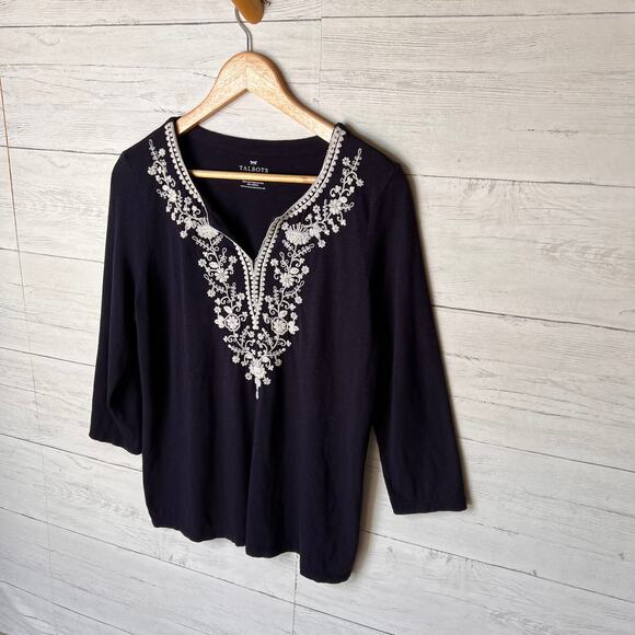 Talbots Top Womens Size MP Navy Split-Neck Embroidered Tunic Floral Detail - Picture 4 of 16